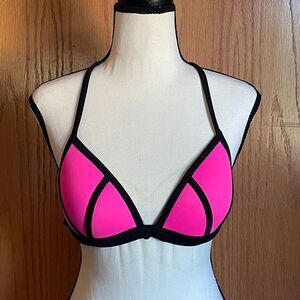 PINk by Victoria’s Secret, Black & Pink, Adjustable, Underwire, Swim Top.